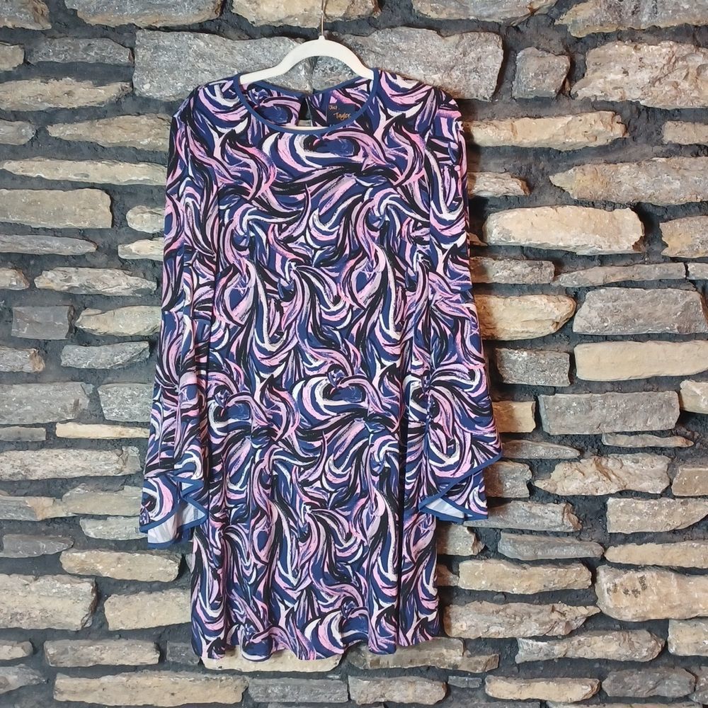 Just Taylor long sleeve asymmetrical dress sz 2